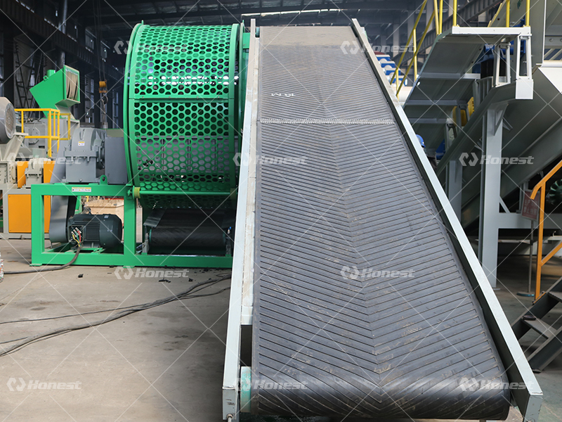 Shredder for Used Tires