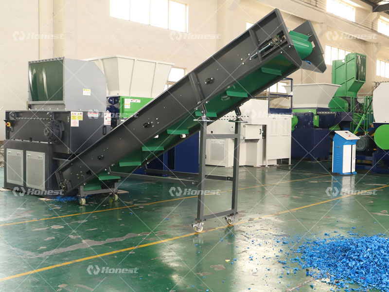 Plastic Shredder Machine