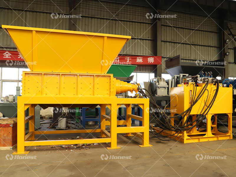 Plastic and Metal Shredder Machine